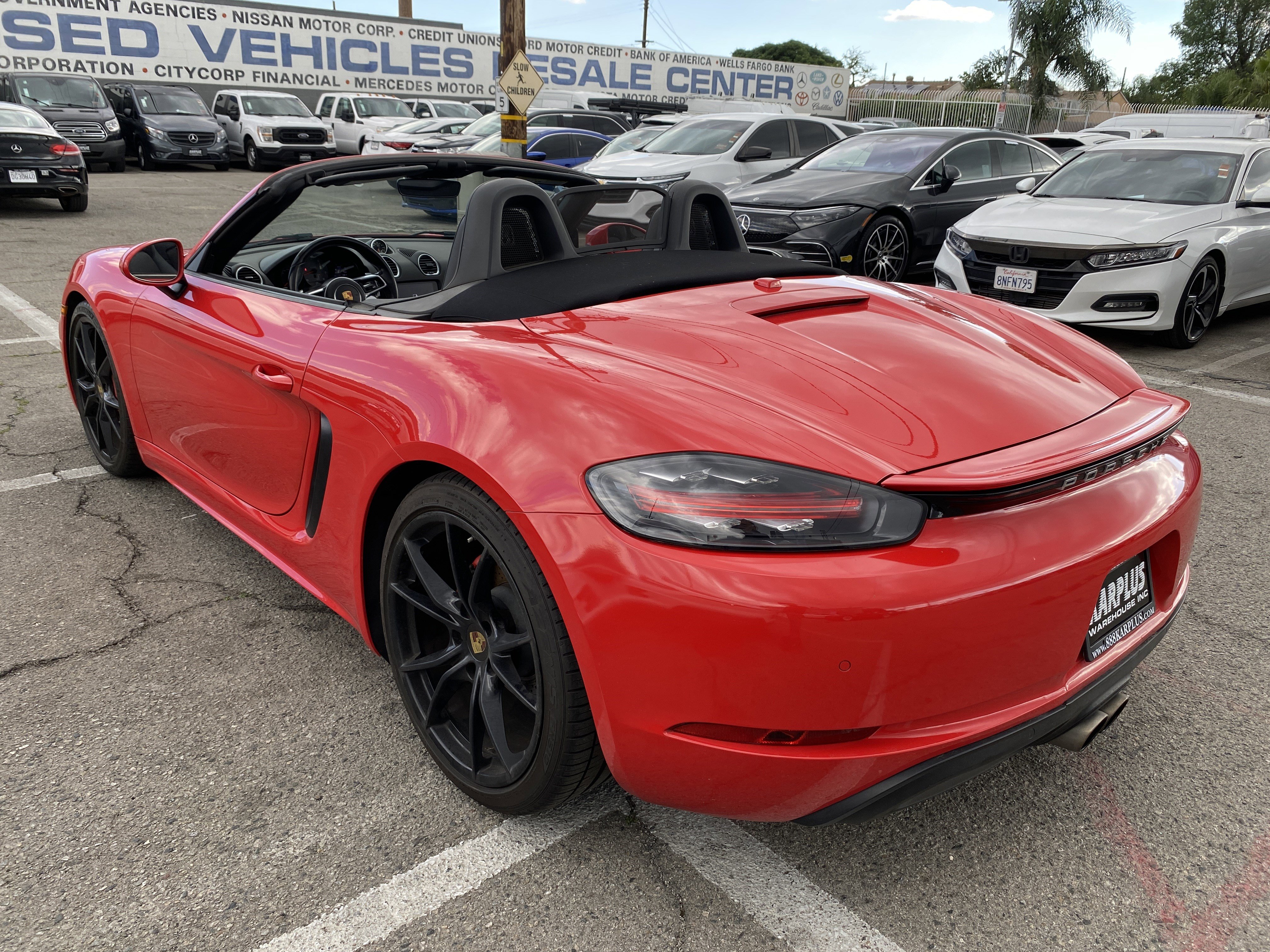 Used 2020 Porsche 718 Boxster S w/ Sport Chrono Package RWD image 15