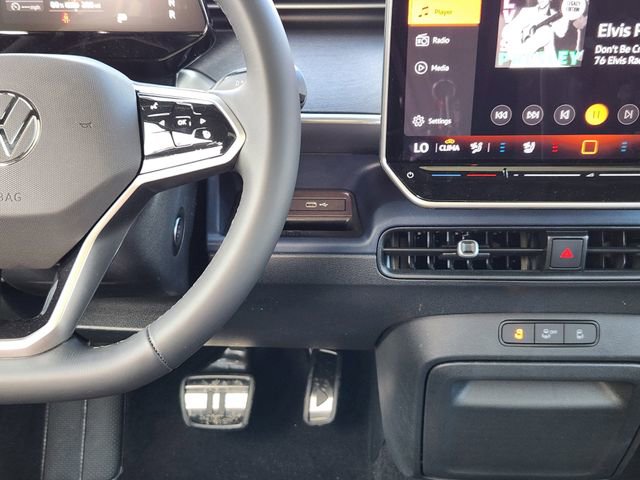 New 2025 Volkswagen ID. Buzz Pro S Plus image 25