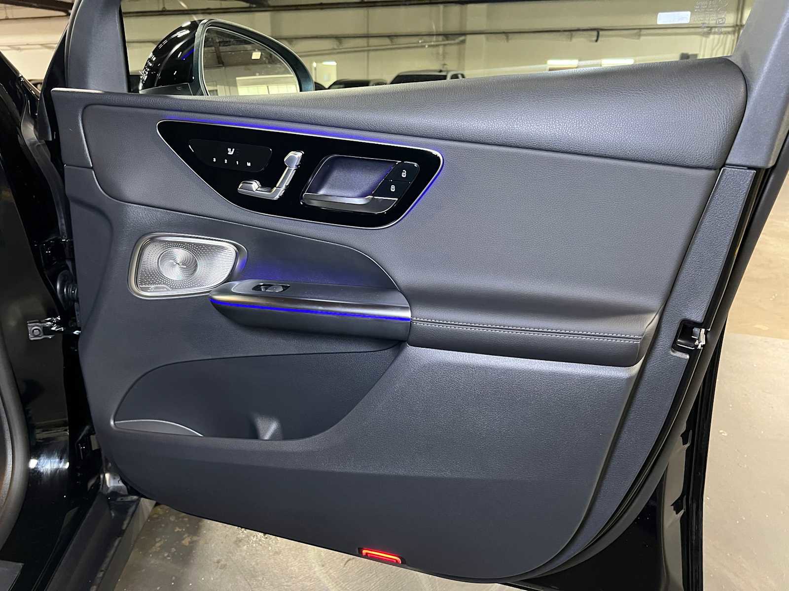 New 2025 Mercedes-Benz GLC 300 4MATIC image 10