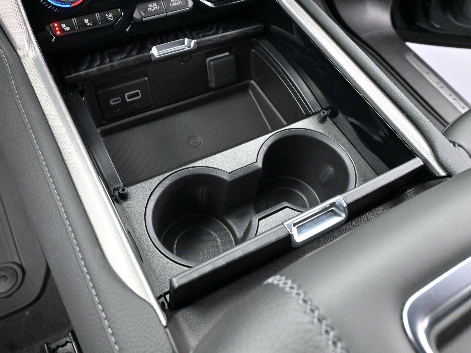 Used 2024 GMC Yukon XL Denali w/ Max Trailering Package image 19