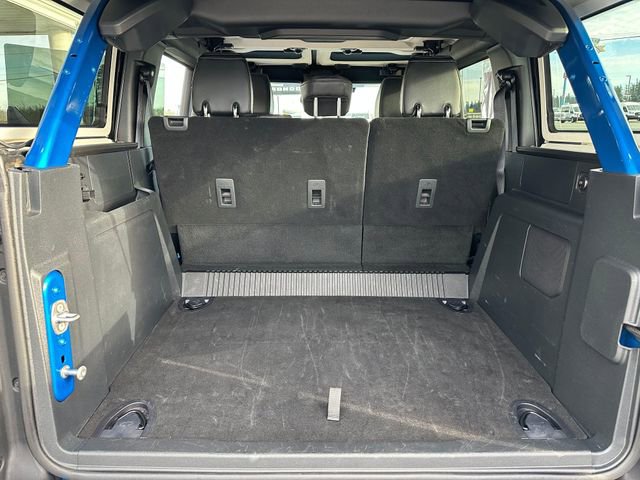 Used 2025 Ford Bronco Badlands image 25