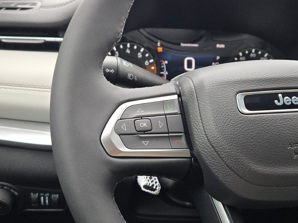 New 2026 Jeep Compass Limited image 31