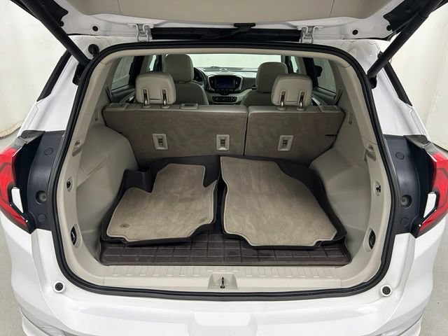 Used 2018 GMC Terrain Denali w/ Advanced Safety Package AWD/4WD image 11