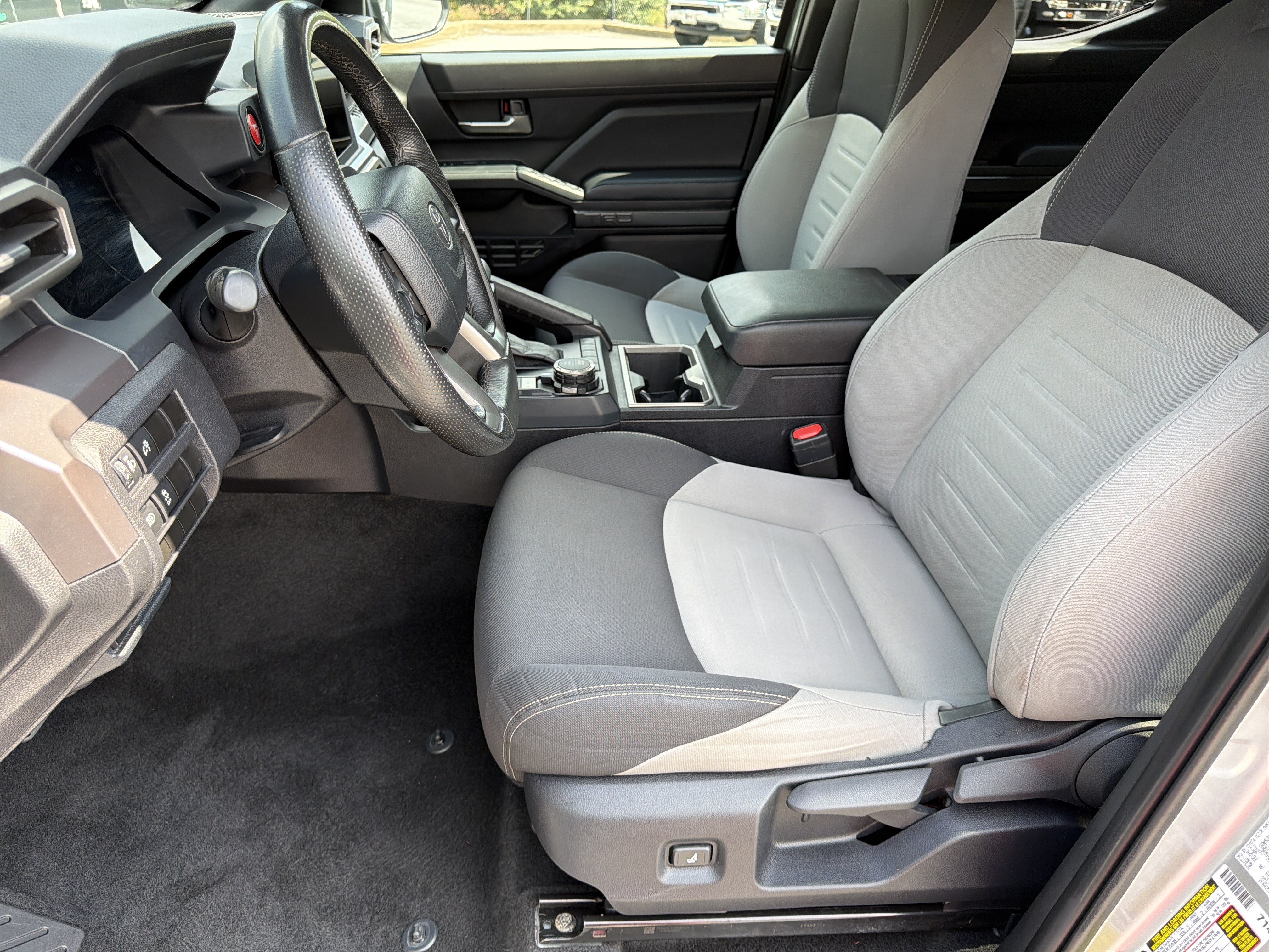 Used 2024 Toyota Tacoma TRD Sport AWD/4WD image 11