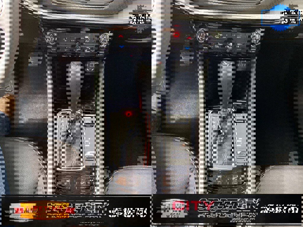 Used 2024 Jeep Compass Trailhawk w/ Trailhawk Convenience Group image 22