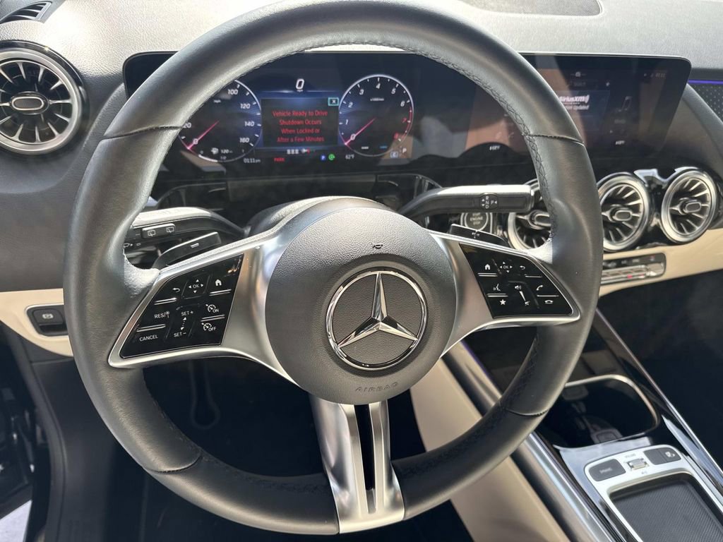Used 2025 Mercedes-Benz GLA 250 image 22