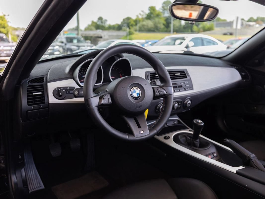 Used 2006 BMW M Roadster RWD image 23