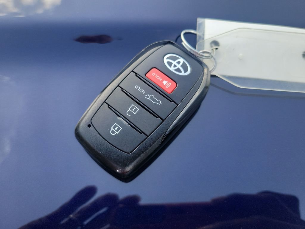 Used 2025 Toyota Grand Highlander Limited image 38