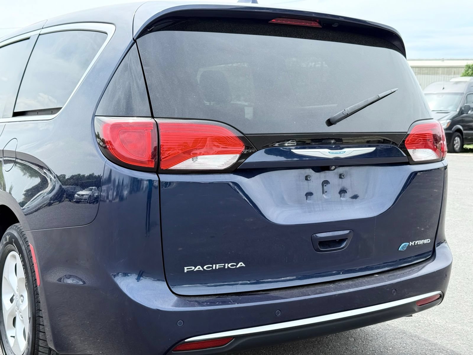 Used 2018 Chrysler Pacifica Touring Plus FWD image 14