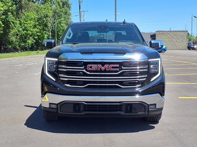 Used 2022 GMC Sierra 1500 SLT w/ SLT Convenience Package AWD/4WD image 21