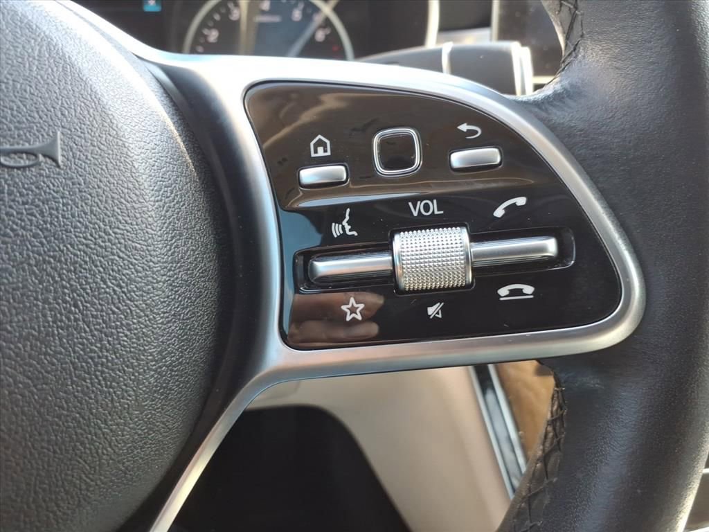Used 2019 Mercedes-Benz C 300 Sedan image 18