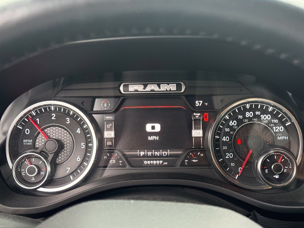 Used 2022 RAM 1500 Big Horn AWD/4WD image 14
