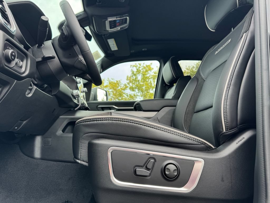 New 2027 RAM 1500 Laramie w/ Night Edition AWD/4WD image 14