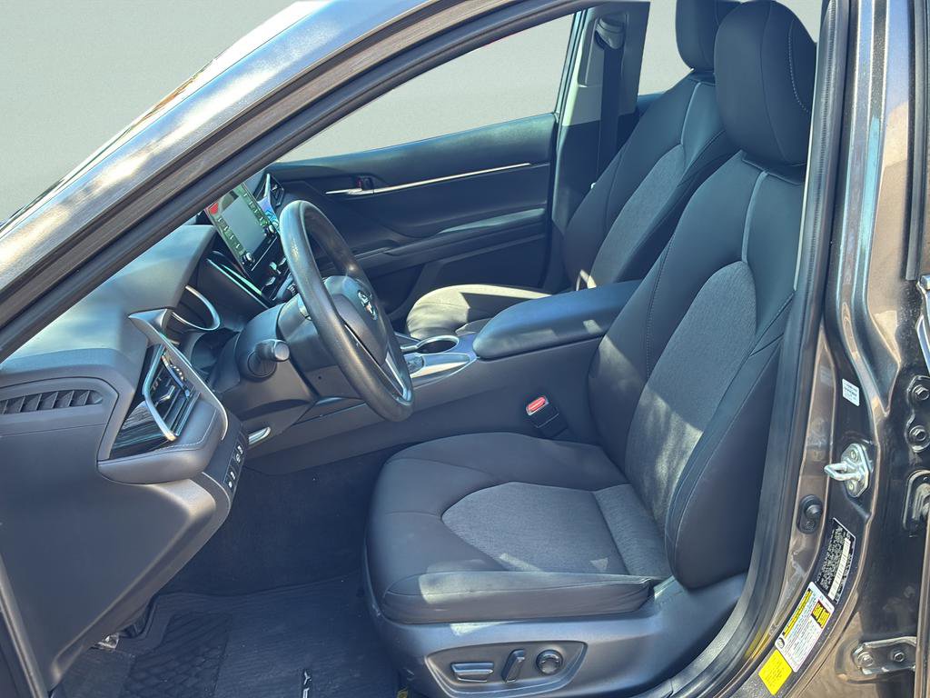 Used 2021 Toyota Camry LE FWD image 24