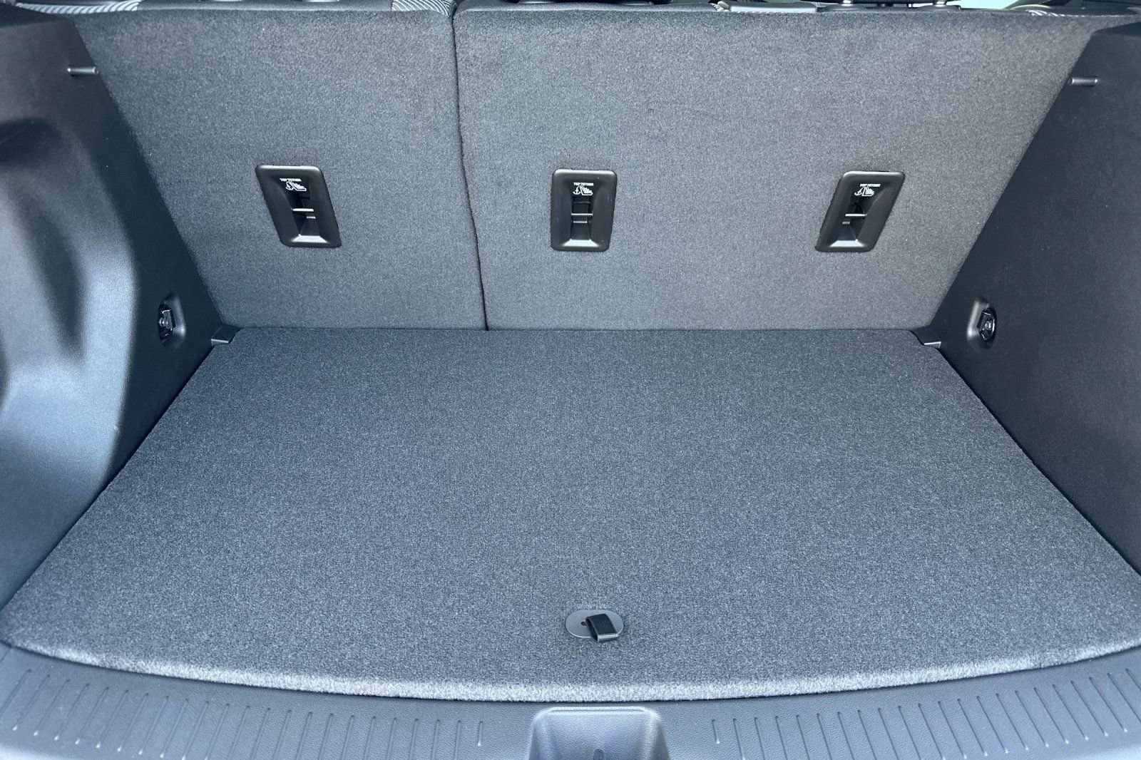 New 2027 Chevrolet Bolt LT w/ Comfort Package image 14