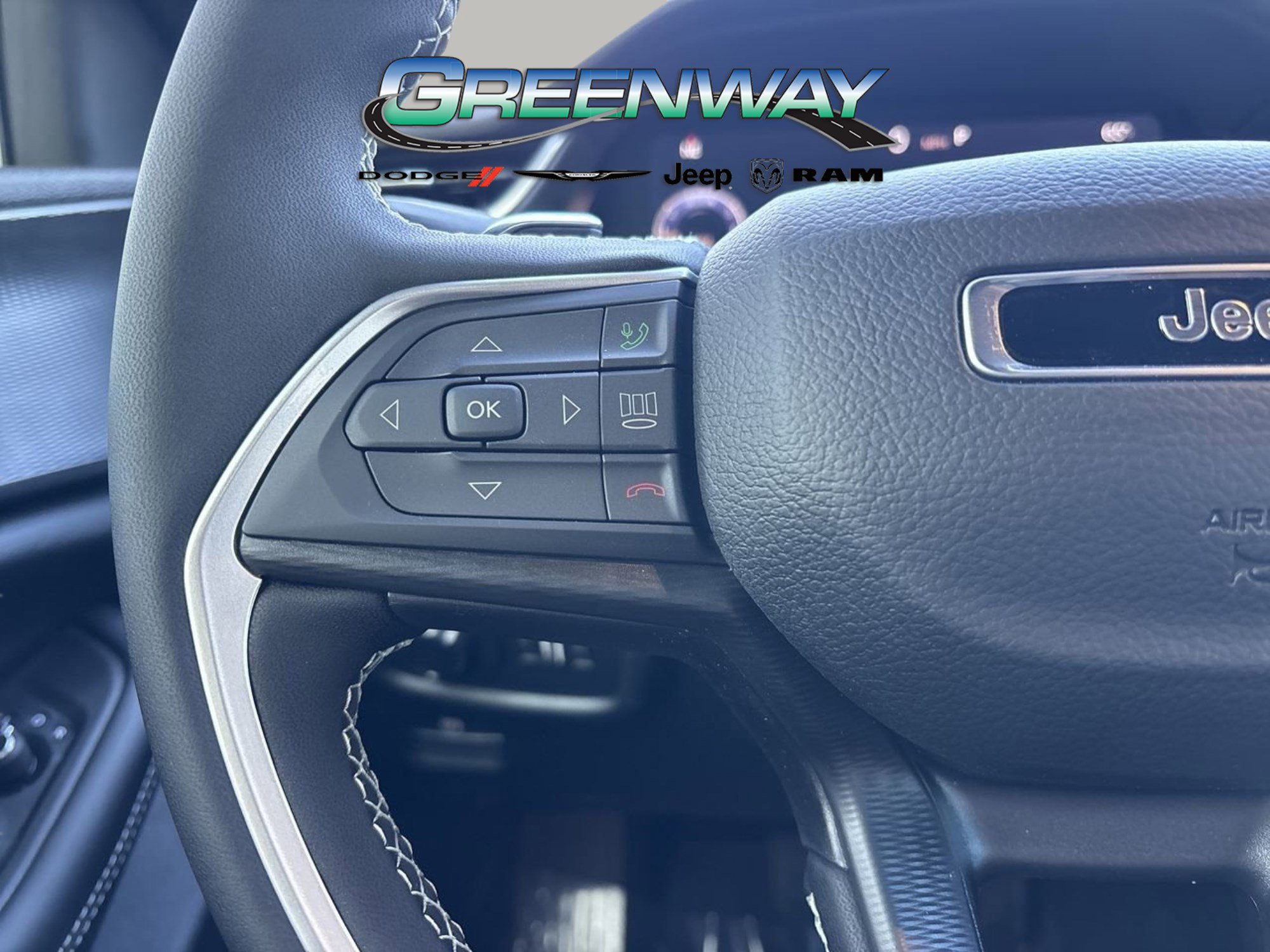 New 2025 Jeep Grand Cherokee Laredo image 24