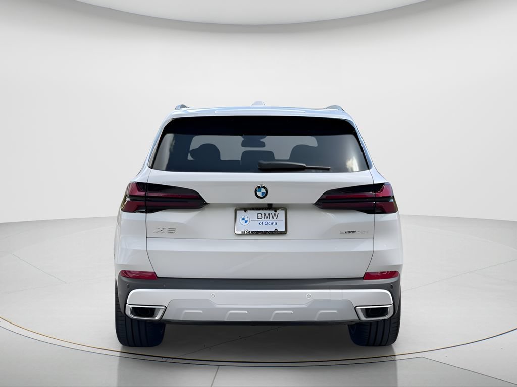 Certified 2026 BMW X5 sDrive40i w/ Premium Package RWD image 6