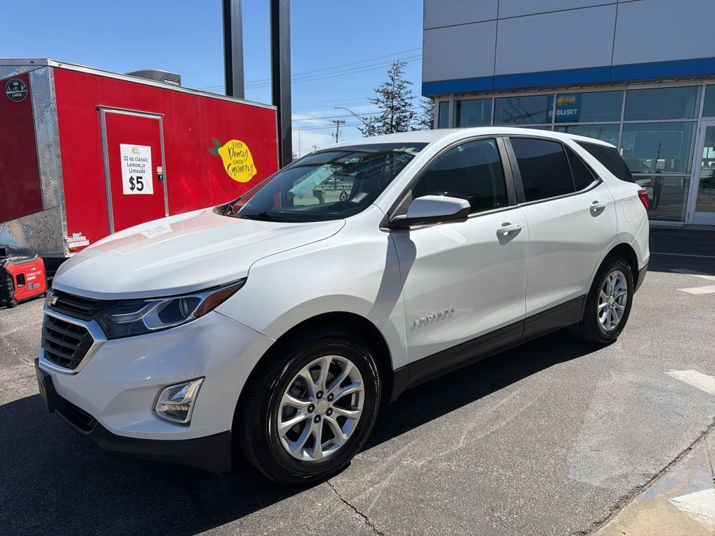 Used 2021 Chevrolet Equinox LT image 2