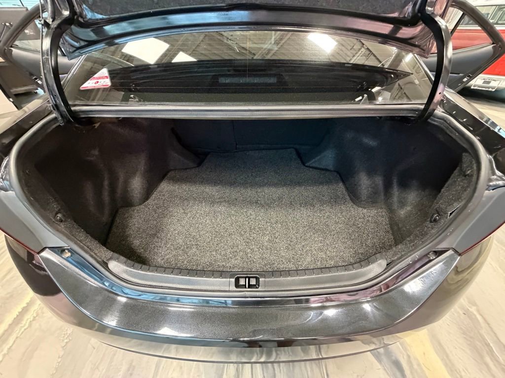 Used 2017 Toyota Corolla SE FWD image 44