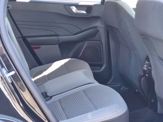 Used 2021 Ford Escape SE w/ SE Sport Appearance Package image 19