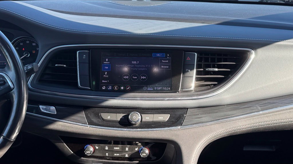 Used 2020 Buick Enclave Essence FWD image 17