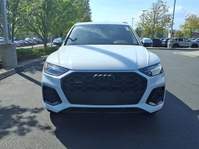Used 2024 Audi Q5 e Premium Plus AWD/4WD image 2