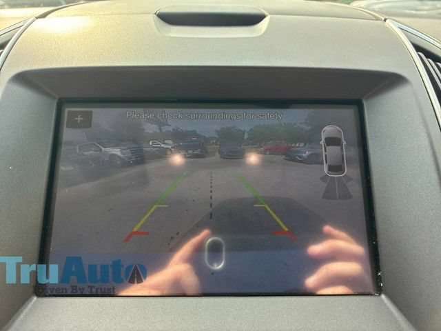 Used 2017 Ford Edge Titanium w/ Technology Package AWD/4WD image 33