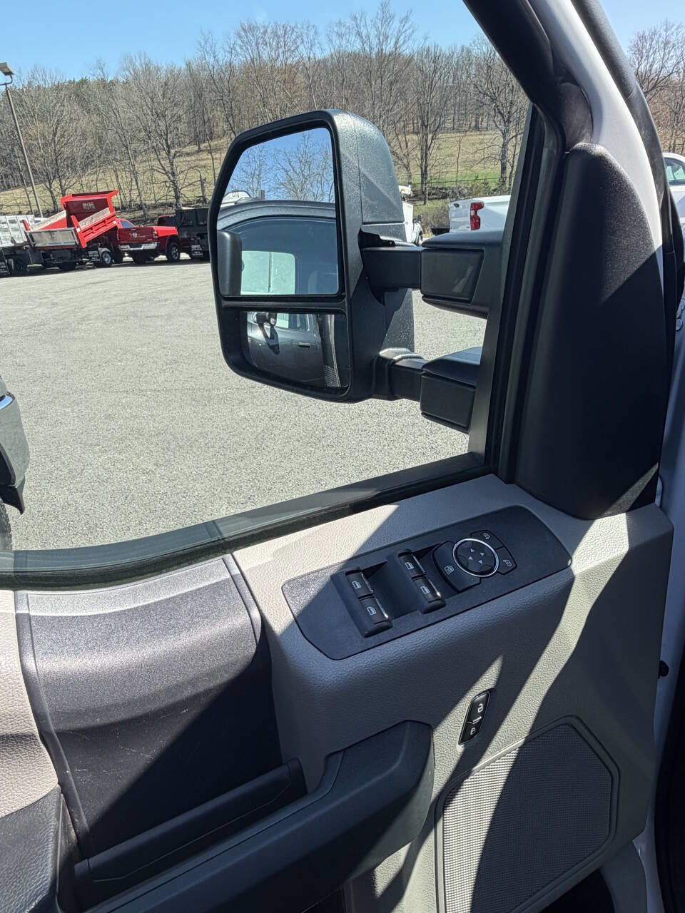 Used 2022 Ford F350 XL w/ Power Equipment Group image 21