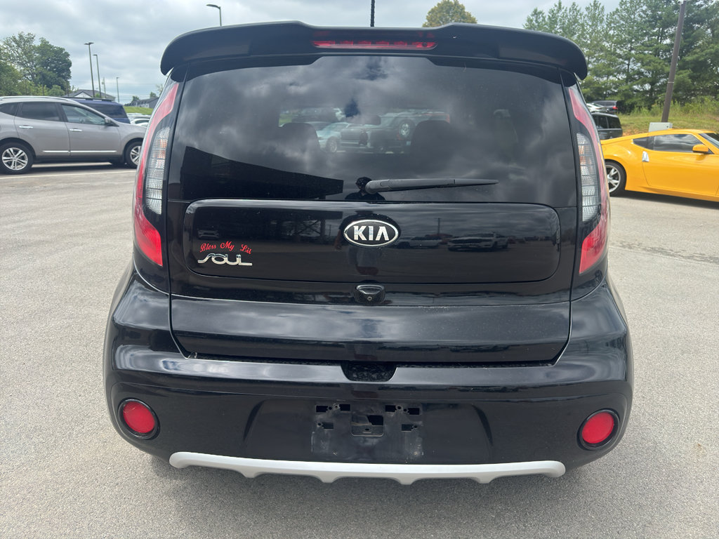 Used 2017 Kia Soul + FWD image 4