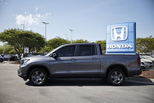 Certified 2025 Honda Ridgeline TrailSport image 5