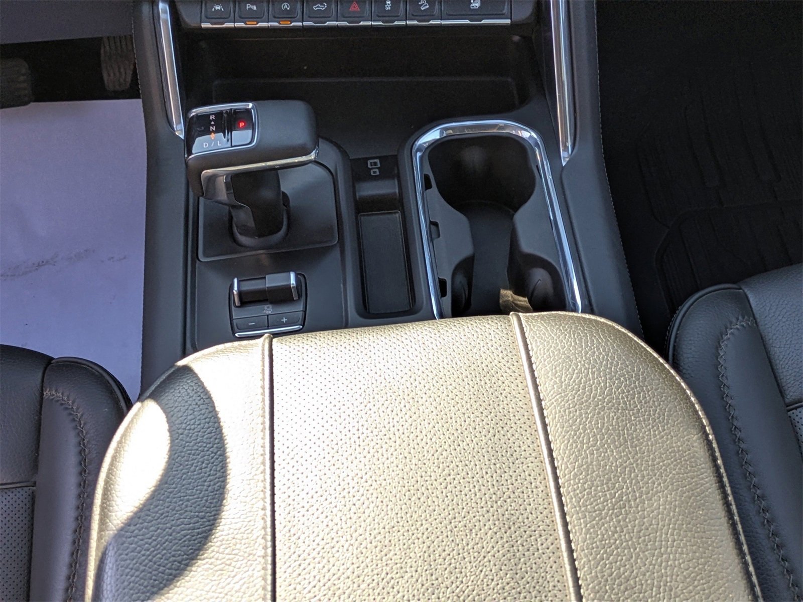 Used 2024 GMC Sierra 1500 Denali w/ Denali Reserve Package image 20