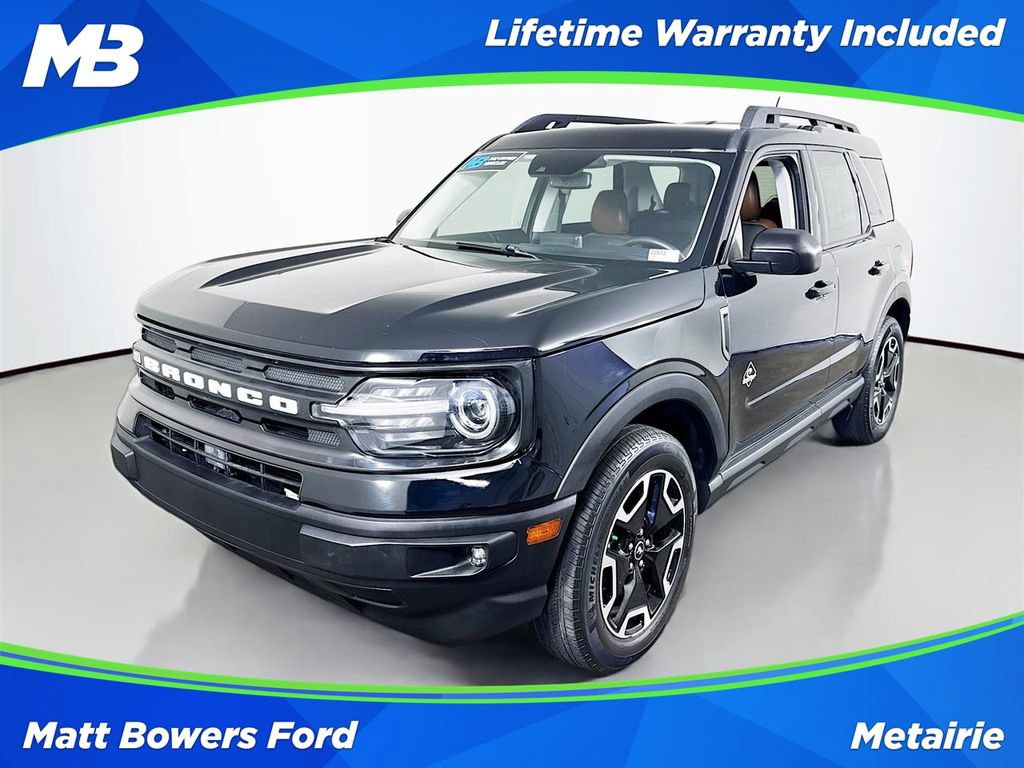 Certified 2023 Ford Bronco Sport Outer Banks w/ Tech Package AWD/4WD image 1