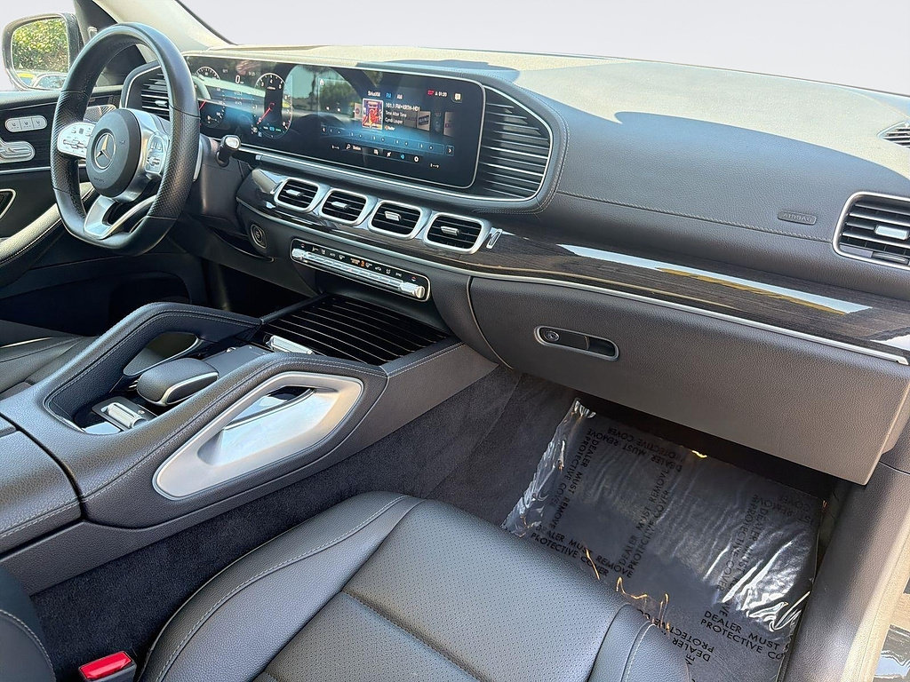 Used 2023 Mercedes-Benz GLS 450 4MATIC image 33