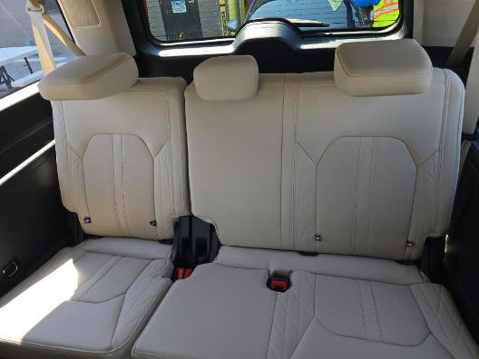 Used 2023 Ford Expedition Max Platinum AWD/4WD image 14