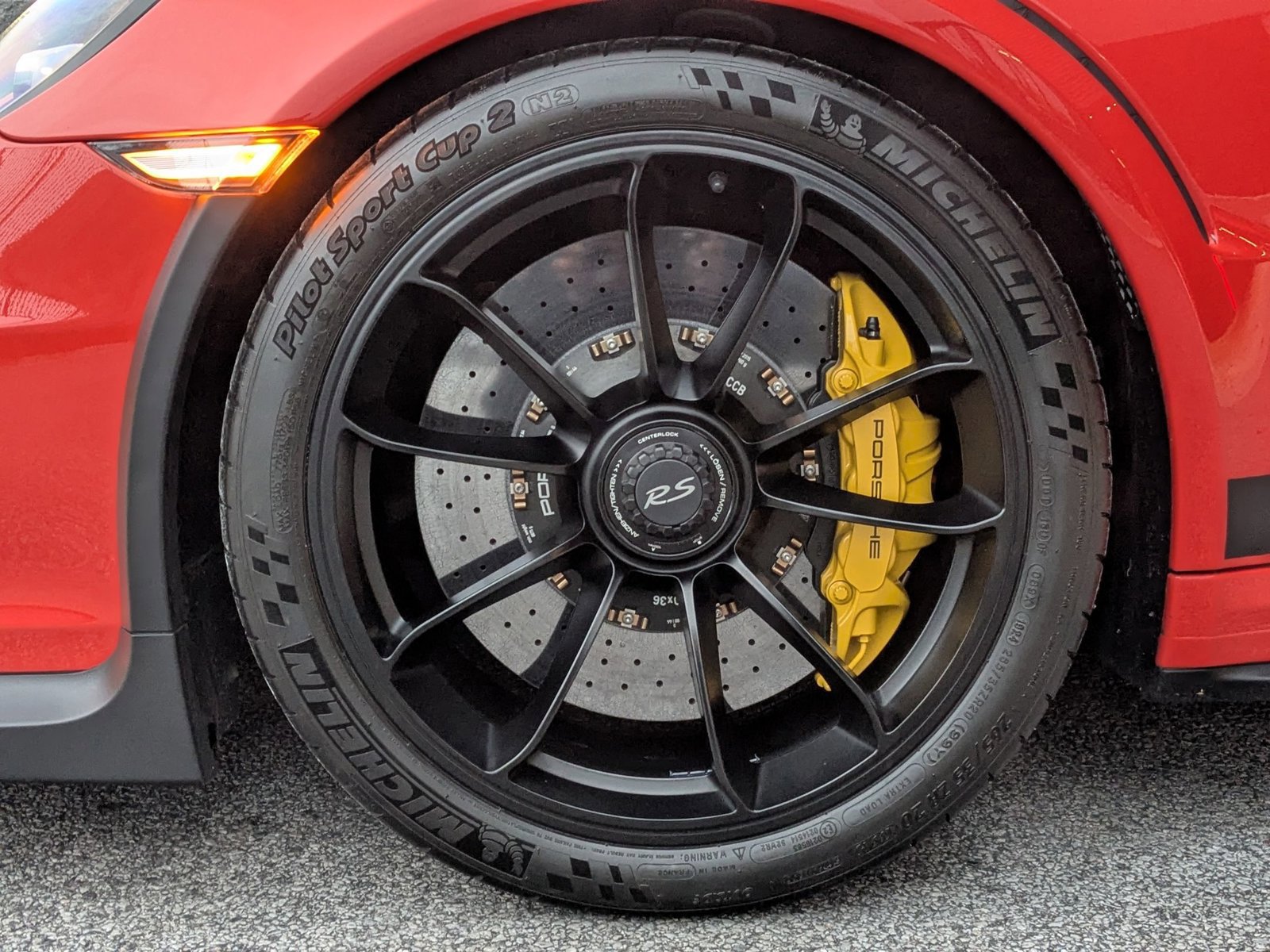 Used 2016 Porsche 911 GT3 RS image 13