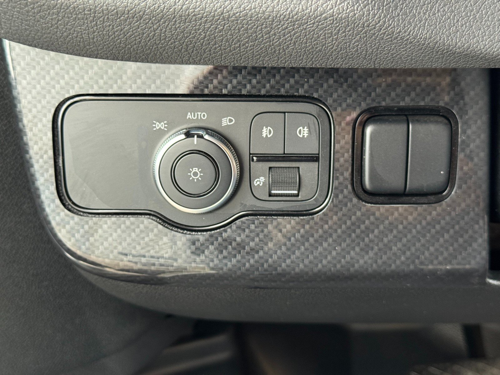 Used 2021 Mercedes-Benz Sprinter 3500 w/ Acoustic Package image 16