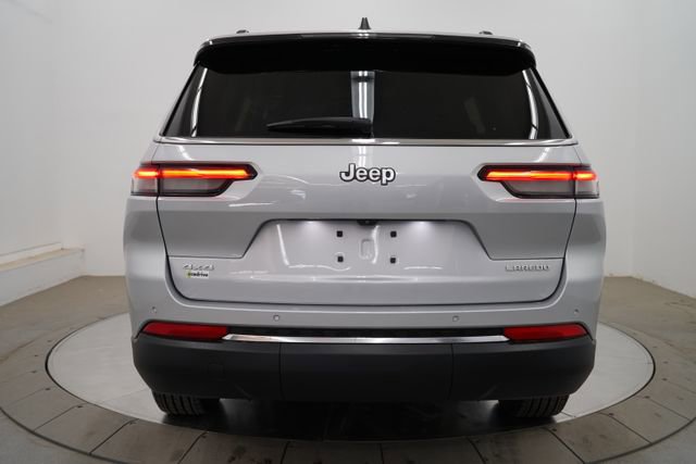 Used 2024 Jeep Grand Cherokee L Laredo w/ Trailer Tow Package AWD/4WD image 6