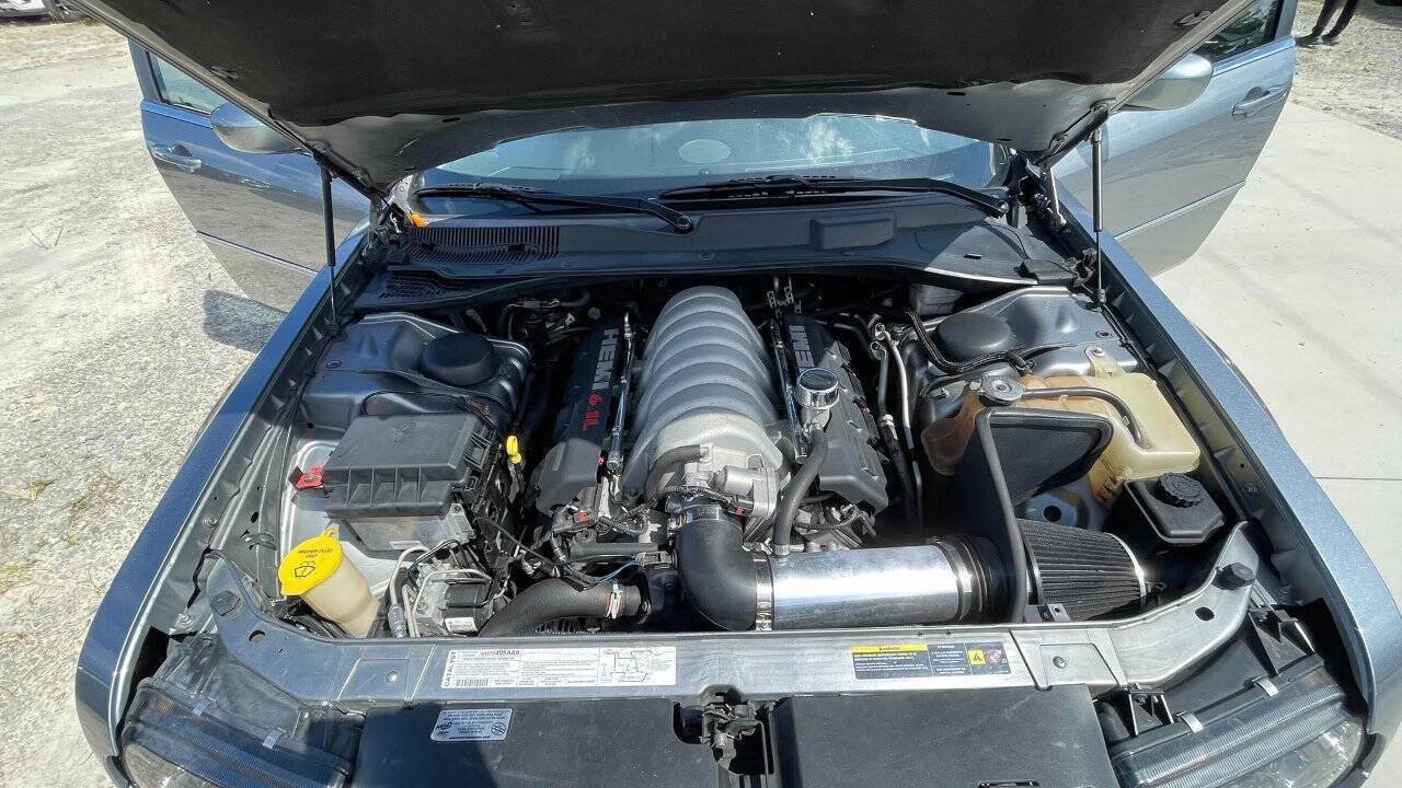 Used 2006 Chrysler 300 SRT8 w/ SRT Option Group II RWD image 9