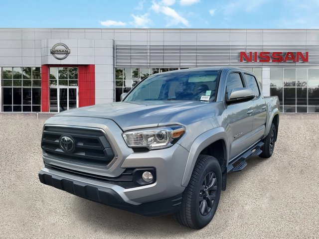 Used 2023 Toyota Tacoma SR5 w/ Technology Package image 9
