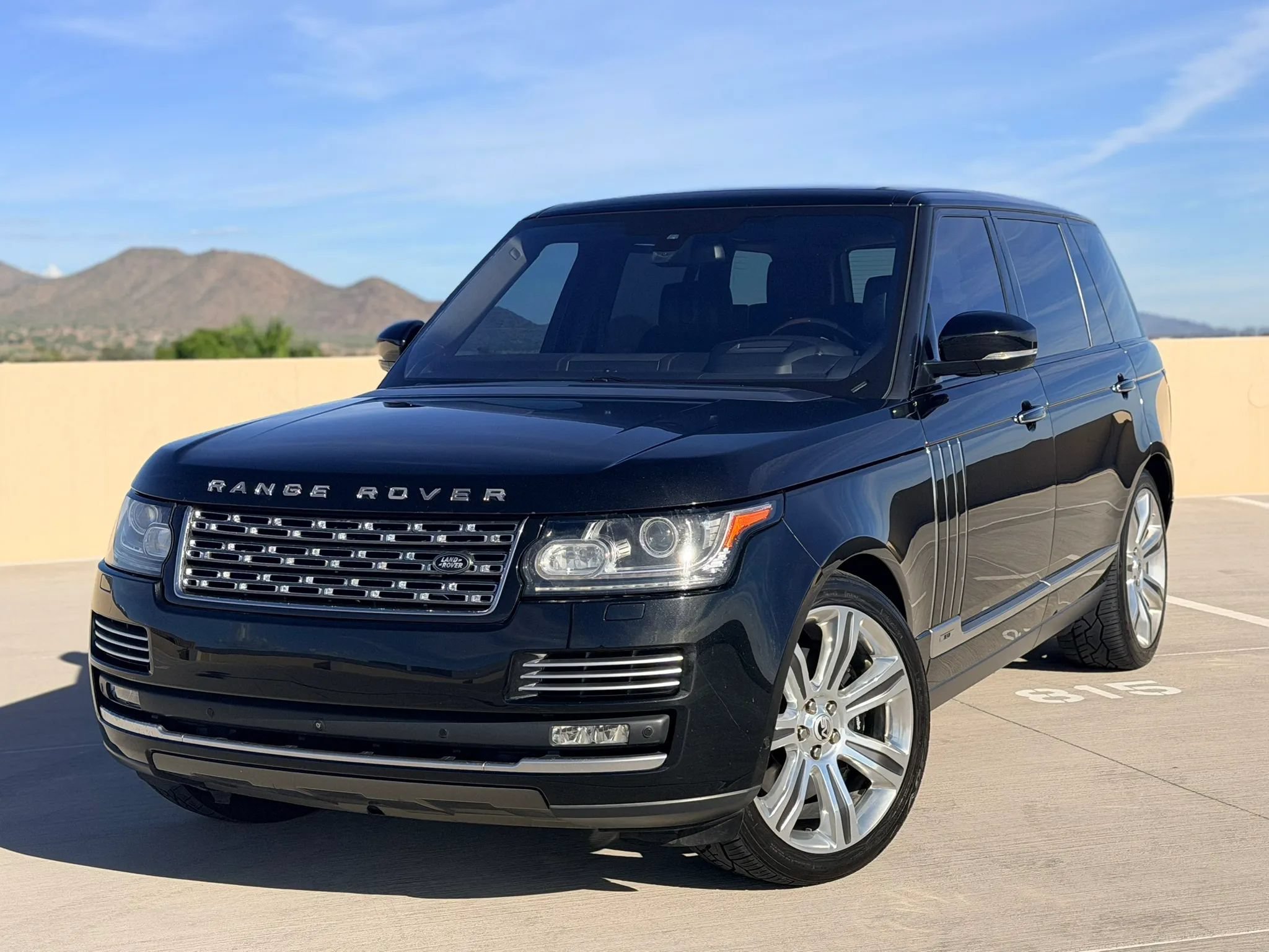 Used 2016 Land Rover Range Rover LWB SV Autobiography AWD/4WD image 13