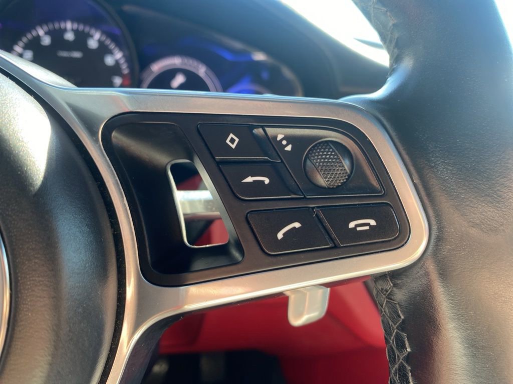 Used 2021 Porsche Cayenne image 25