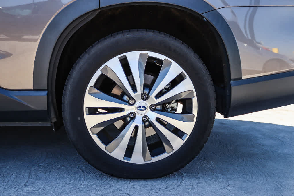 Used 2021 Subaru Ascent Limited w/ Technology Package AWD/4WD image 10