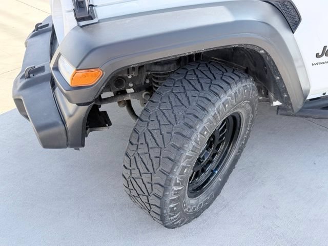 Used 2023 Jeep Wrangler Sport AWD/4WD image 34