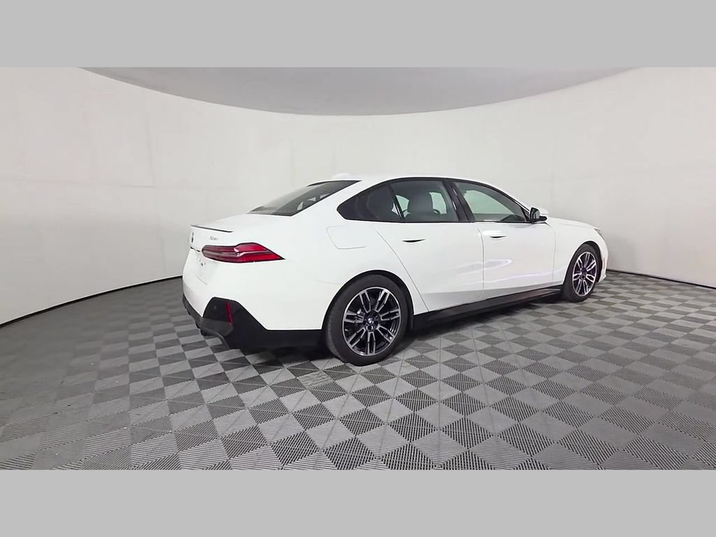 Used 2024 BMW 530i xDrive w/ M Sport Package AWD/4WD image 39