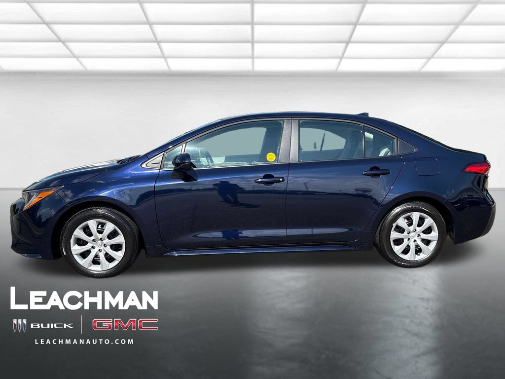 Used 2025 Toyota Corolla LE FWD image 7