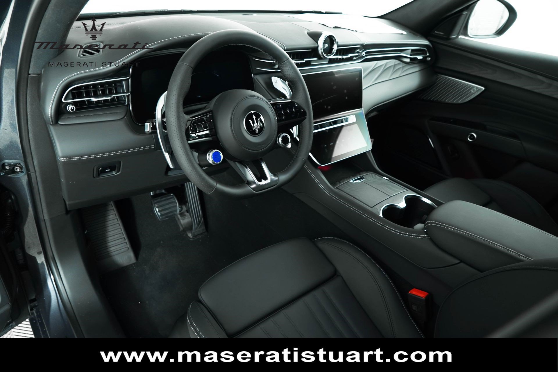 New 2025 Maserati Grecale GT AWD/4WD image 16