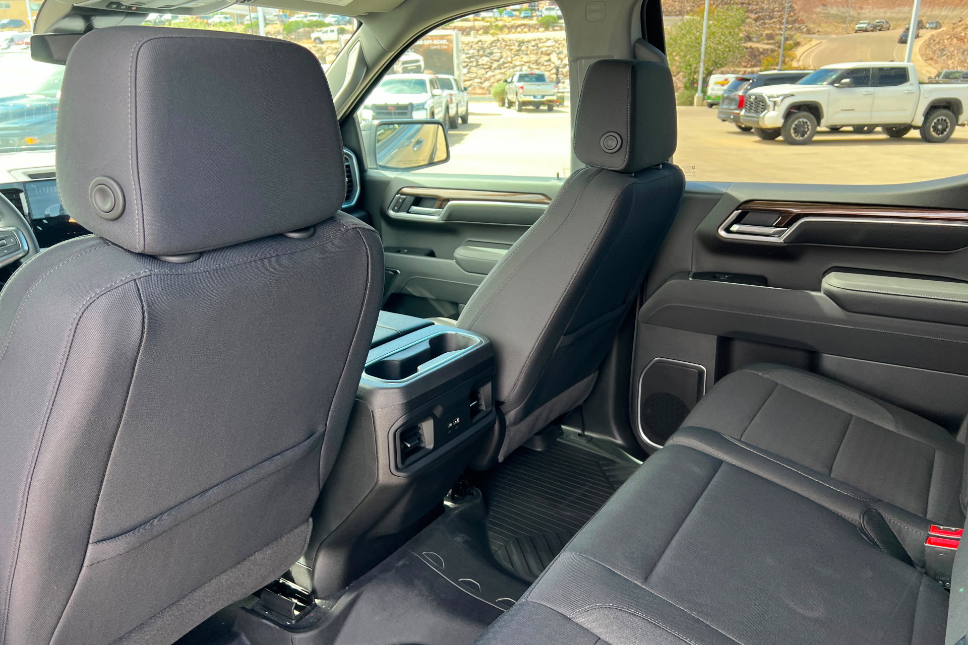 New 2026 Chevrolet Silverado 1500 RST w/ Z71 Off-Road Package AWD/4WD image 20