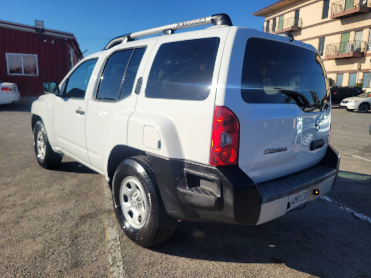 Used 2012 Nissan Xterra X RWD image 3