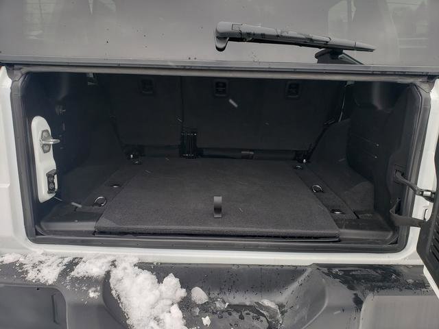 Used 2025 Jeep Wrangler Sport S image 5