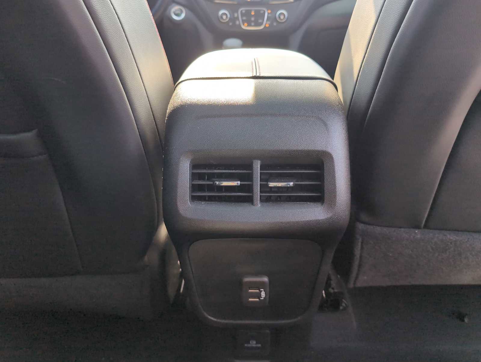 Used 2022 Chevrolet Equinox RS w/ Infotainment Package AWD/4WD image 24